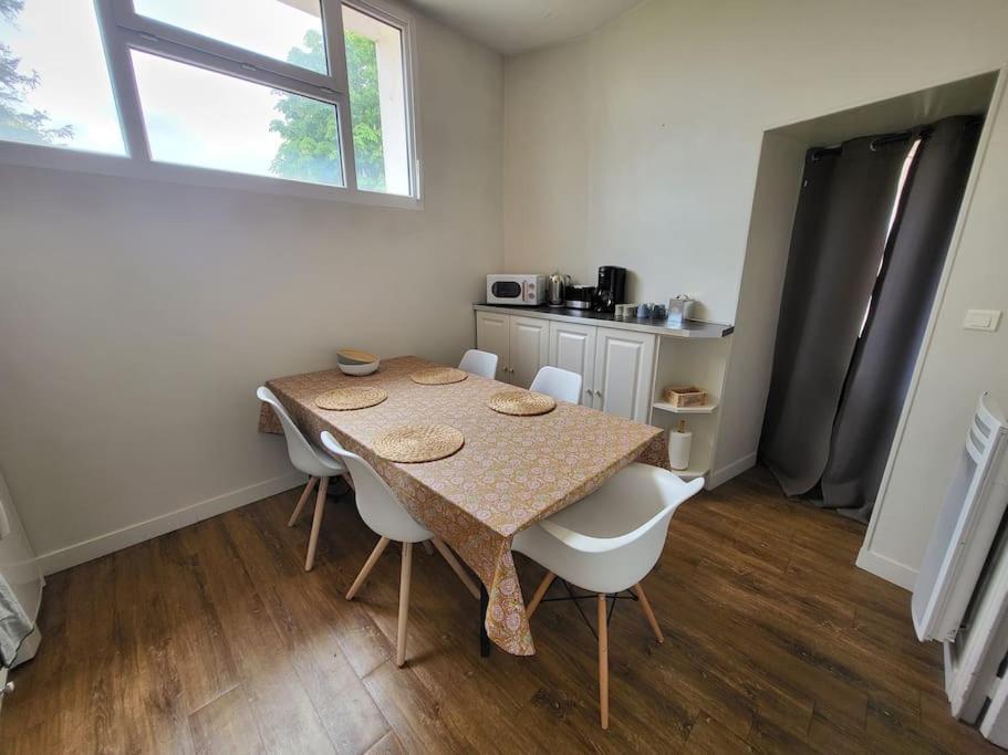 Le P'Tit Nid Parthenay Exterior foto
